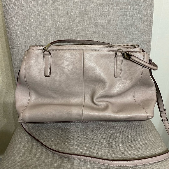 Preloved Coach shoulder or handbag - Picture 2 of 14